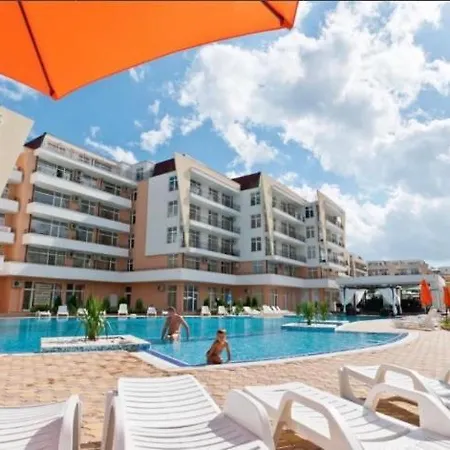 Aparthotel Kamelia Grand Apartments