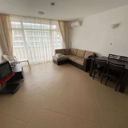 Kamelia Grand Apartments *
